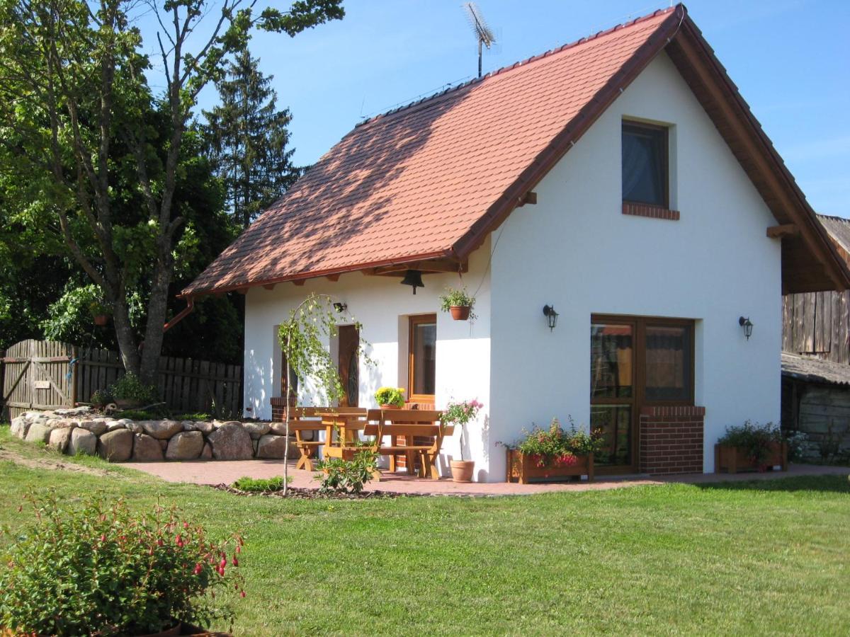 Domek Czerwony Kapturek Villa Plocice Екстериор снимка